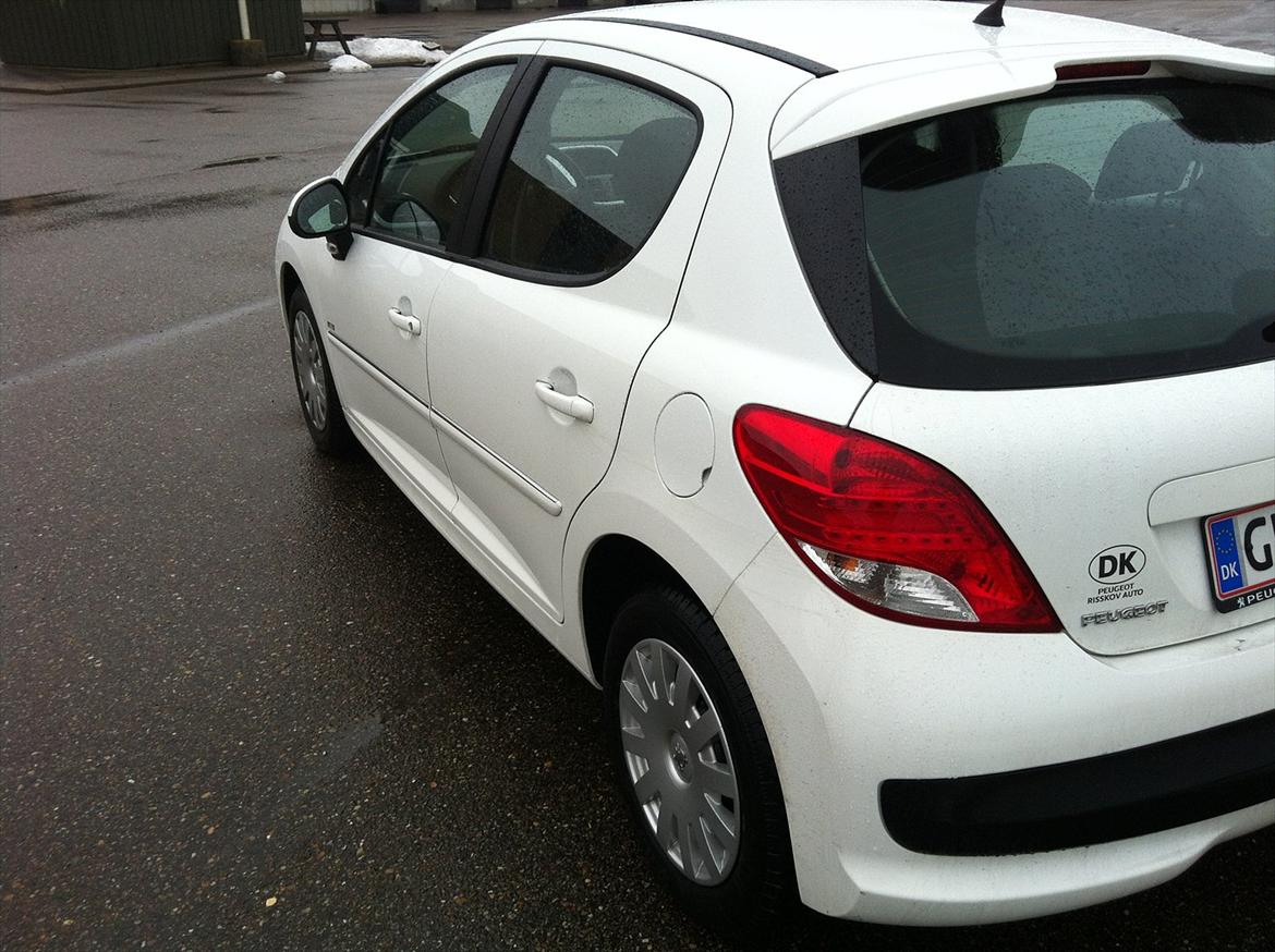 Peugeot 207 98G billede 11