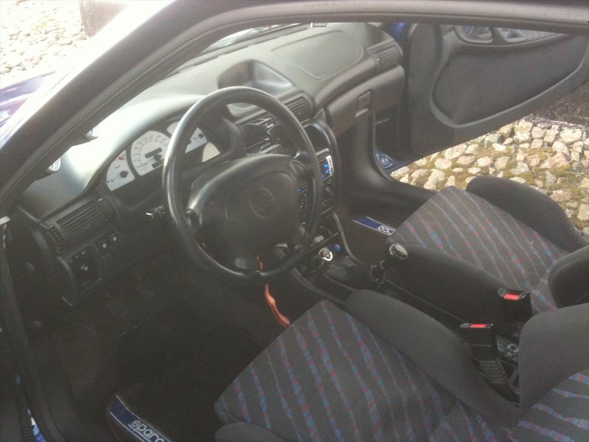 Opel Astra GSI 2.0 16v billede 8