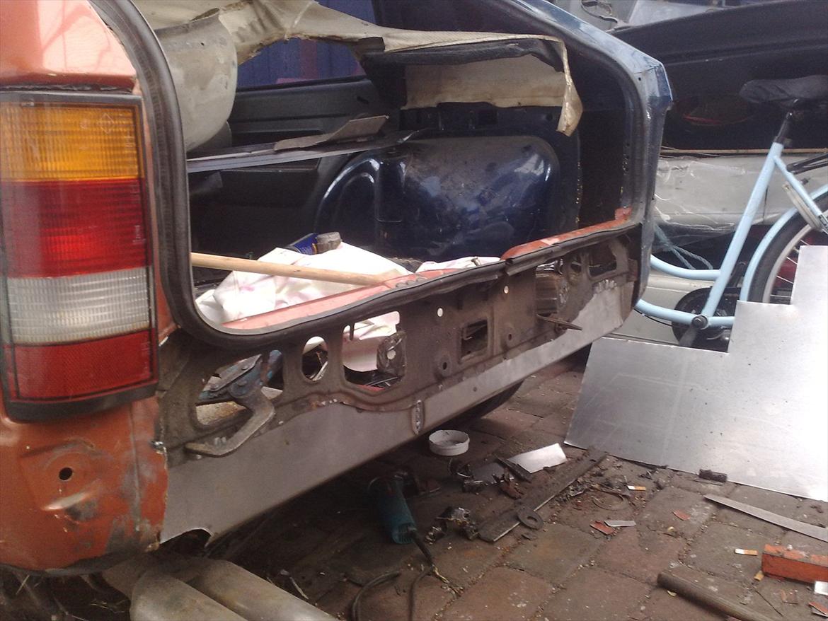 Opel Kadett D GTE - Og lige en fisk mås... billede 11