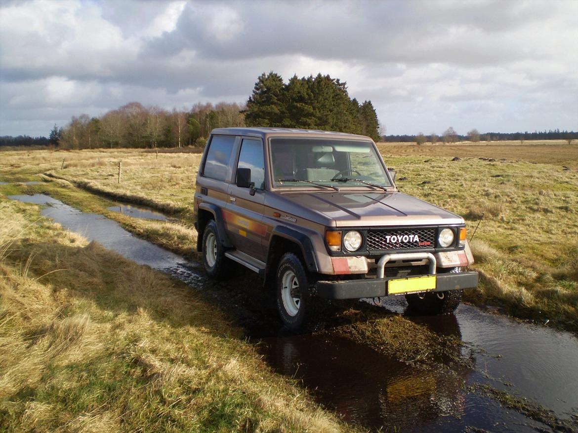 Toyota Land Cruiser LJ70 billede 1