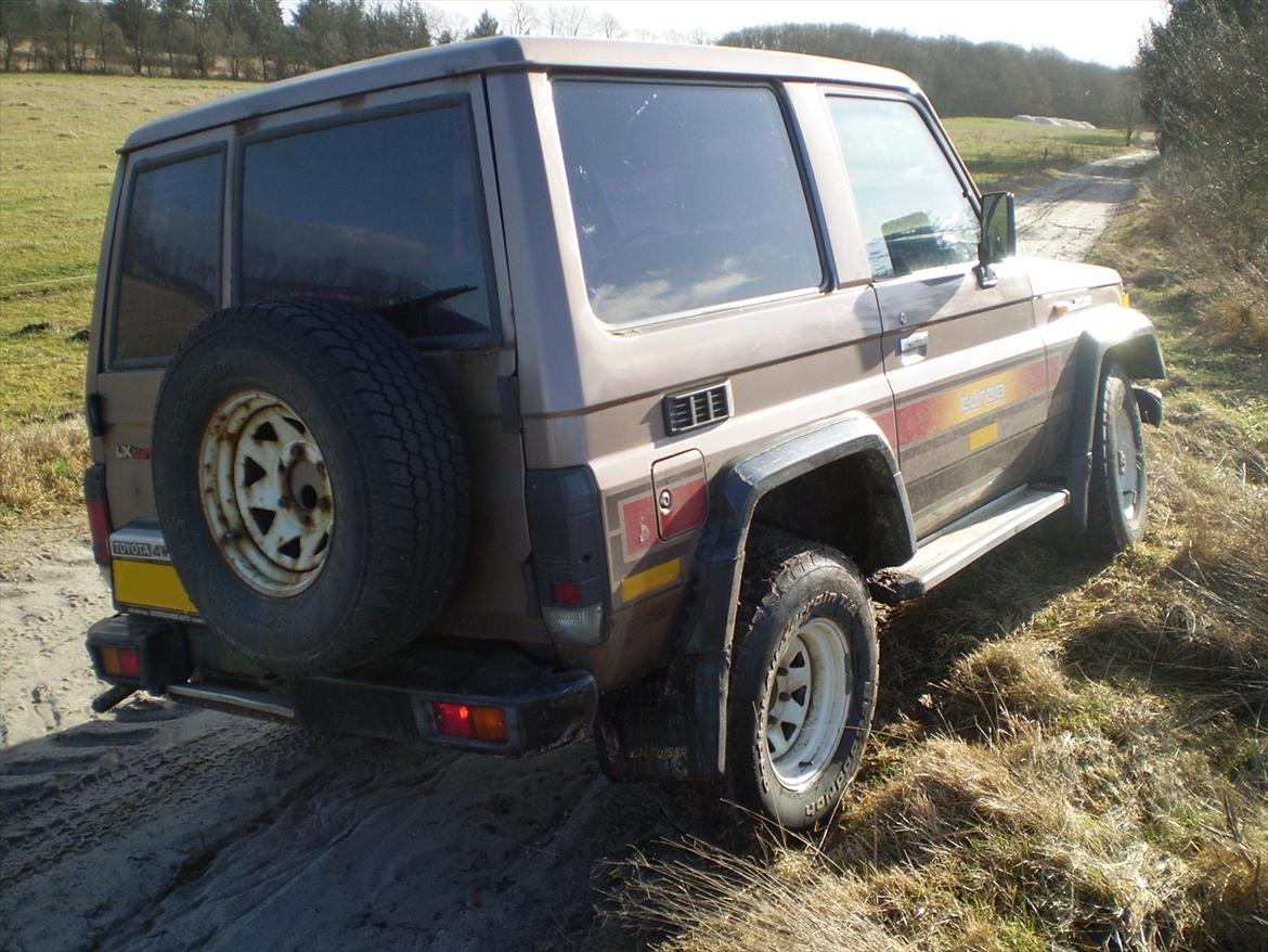 Toyota Land Cruiser LJ70 billede 5