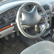 Peugeot 406