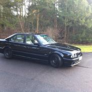 BMW e 34 530i v8