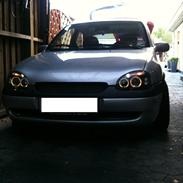 Opel Corsa b 1,4 16v