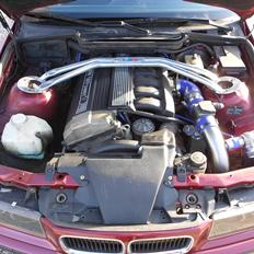 BMW 325i turbo (SOLGT)