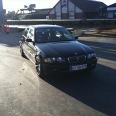 BMW 318I e46