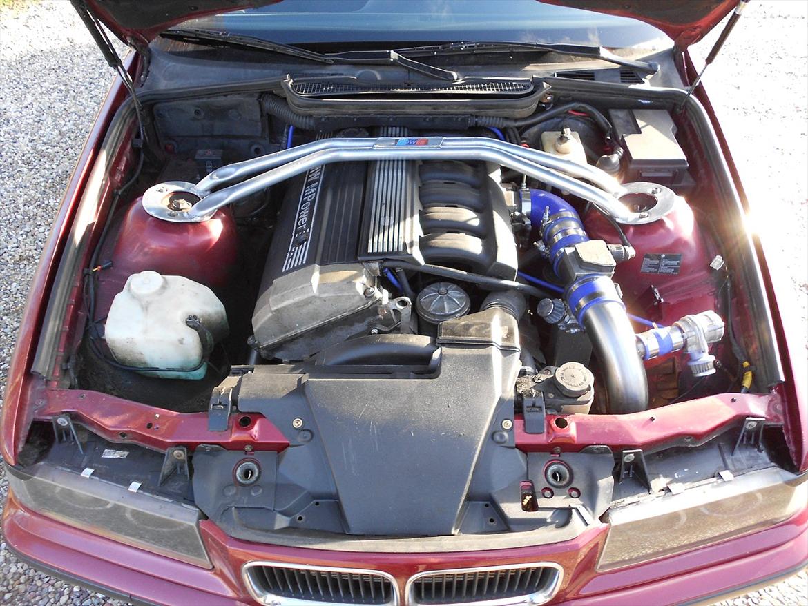 BMW 325i turbo (SOLGT) billede 2