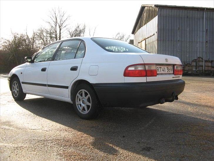 Toyota Carina E billede 5
