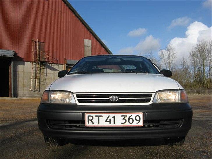 Toyota Carina E billede 6