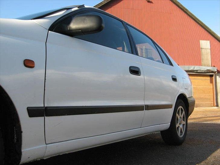 Toyota Carina E billede 8