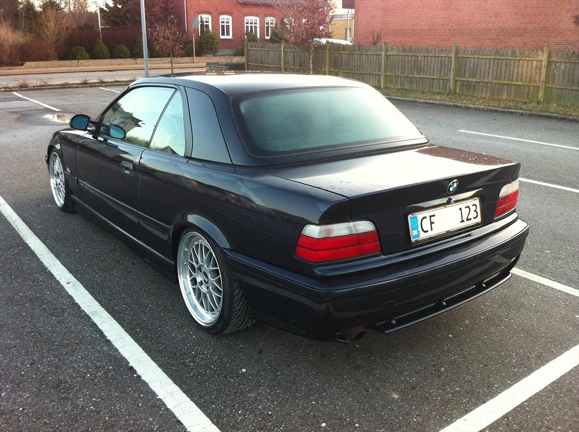 BMW 318i E36 Cabriolet M-tech billede 5