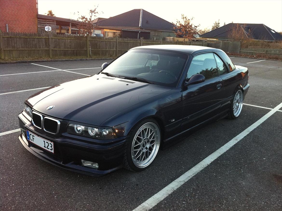 BMW 318i E36 Cabriolet M-tech billede 1