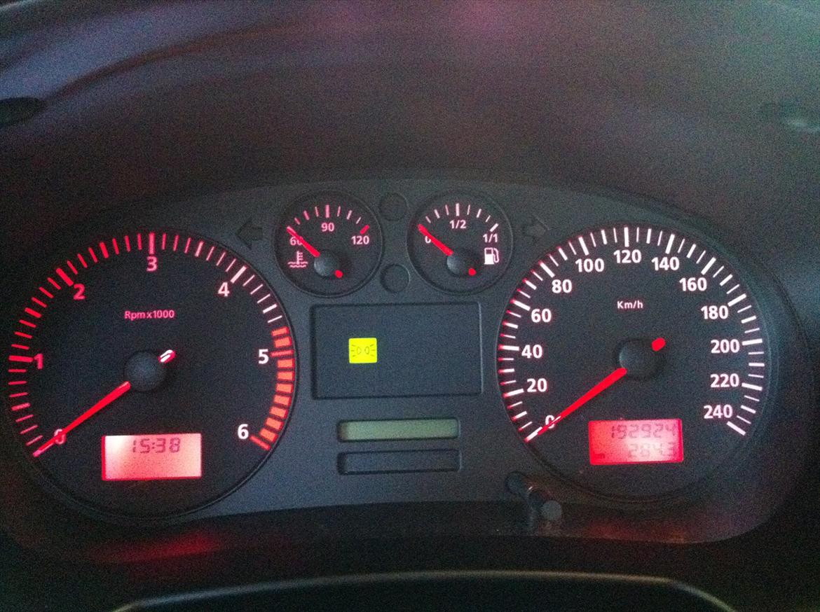 Seat Toledo 1,9TDi totalskadet billede 14