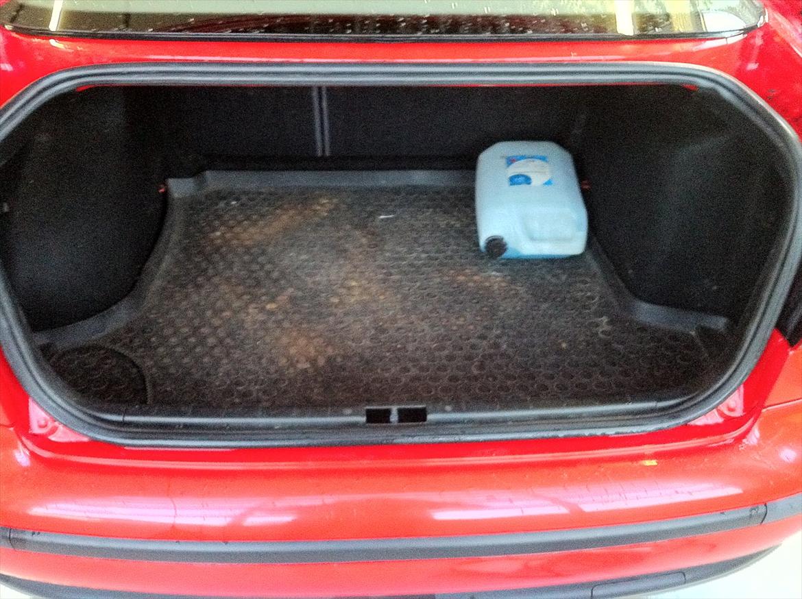 Seat Toledo 1,9TDi totalskadet billede 17