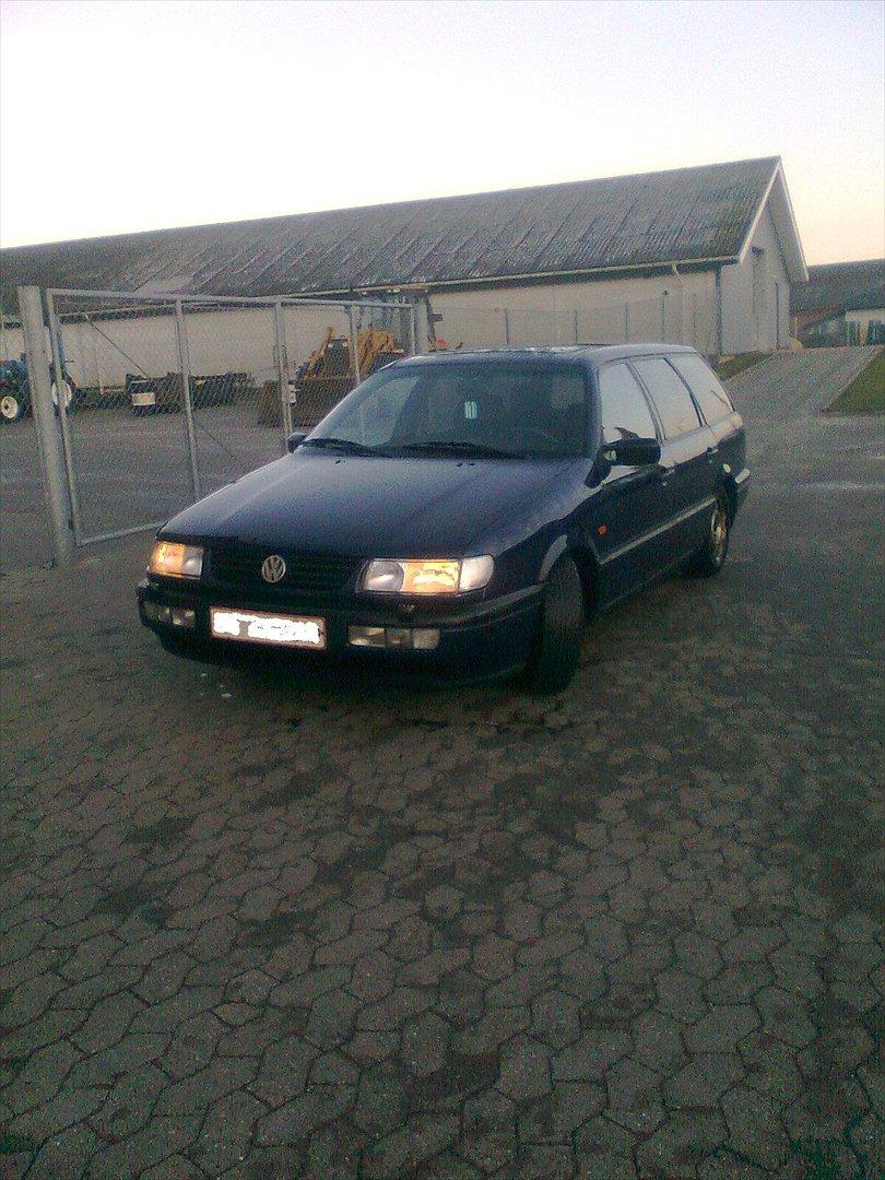 VW Passat Variant M-TDI Solgt. billede 5