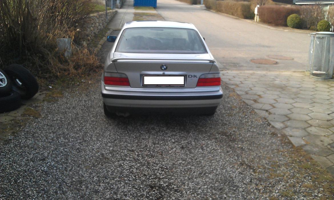 BMW 320i coupe  Solgt billede 2