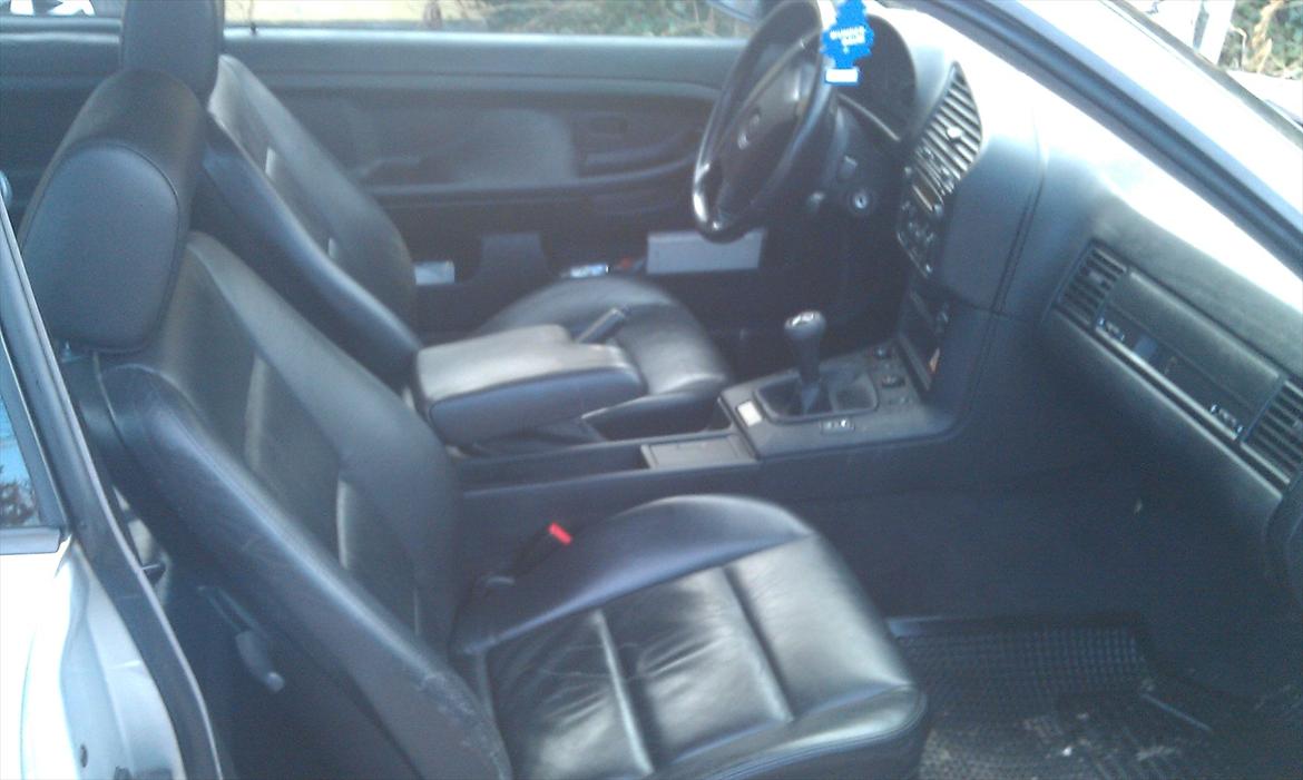 BMW 320i coupe  Solgt billede 5