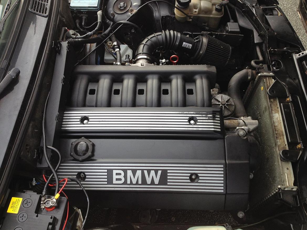 BMW E30 billede 11