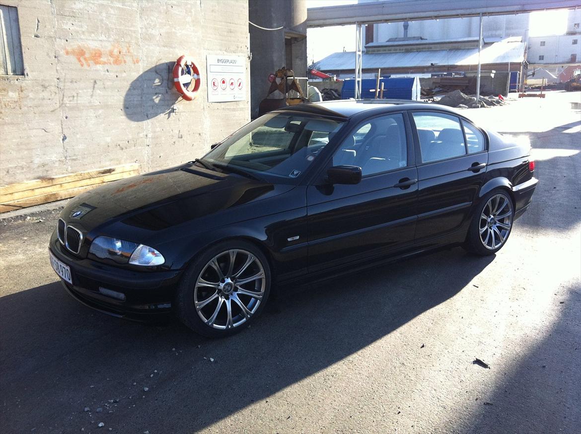 BMW 318I e46 billede 1