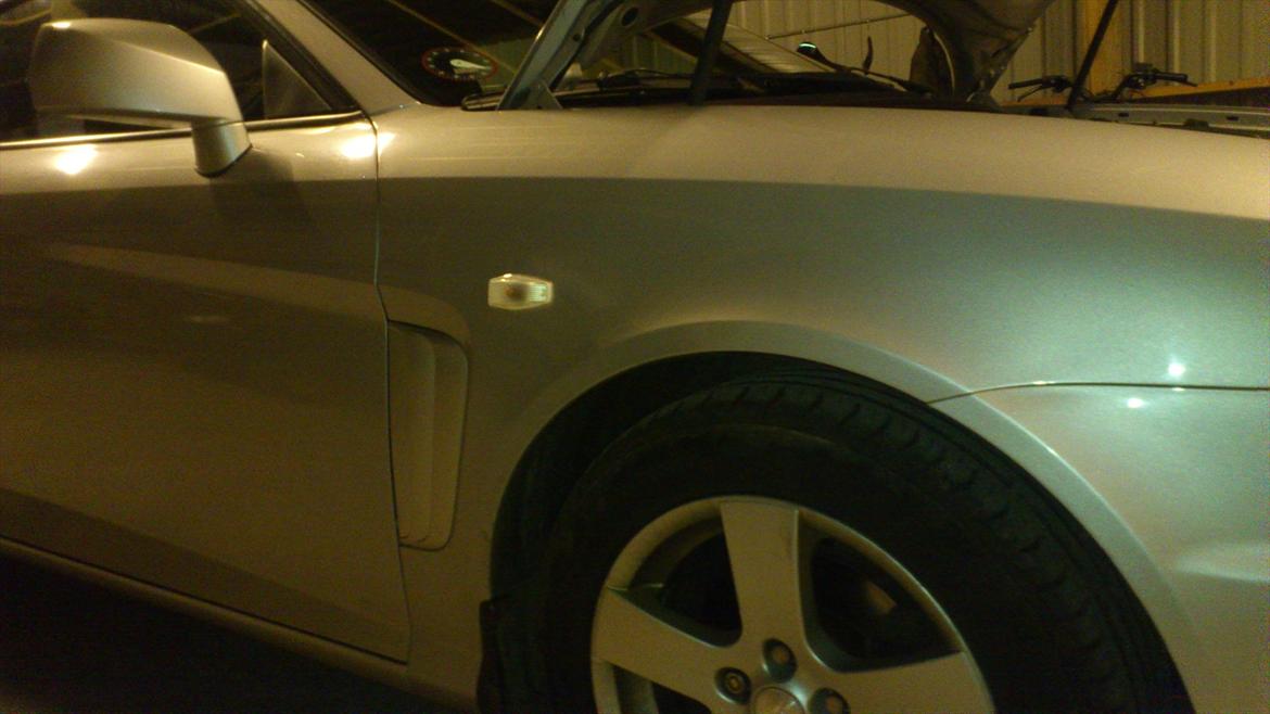 Hyundai Coupe 2.0i FX - Hvide blink fra en Kia.. Det pyntede en del fremfor de orig. orange blink billede 9