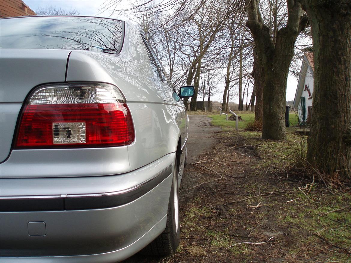 BMW E39 523i billede 5