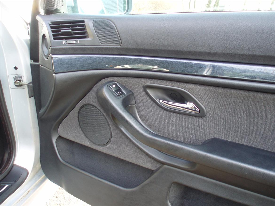 BMW E39 523i billede 13