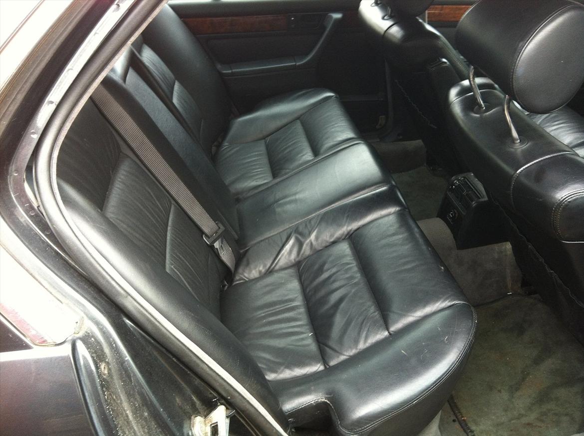 BMW 735I E32 Solgt - Dejligt med læder:) billede 3