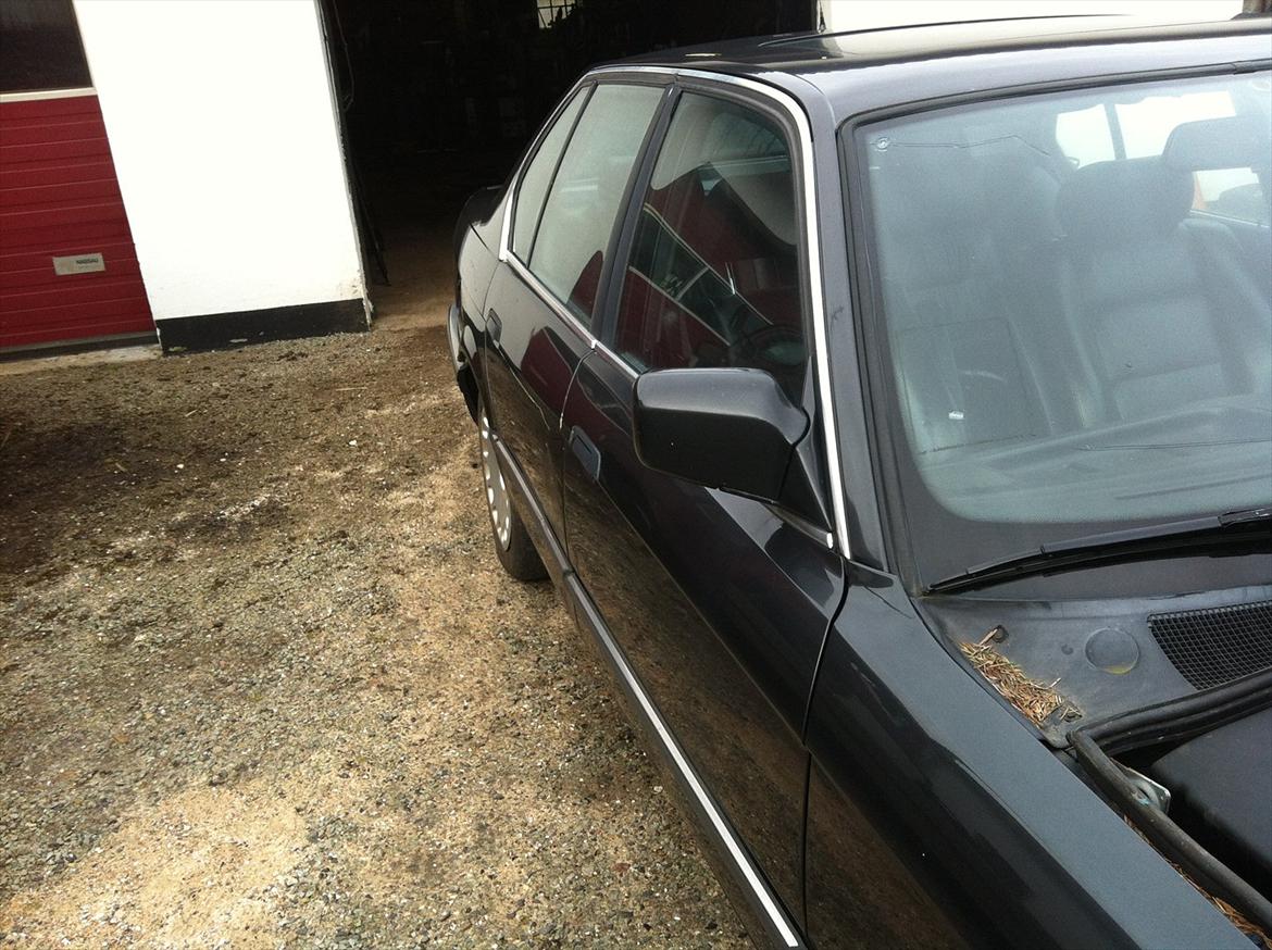 BMW 735I E32 Solgt billede 9