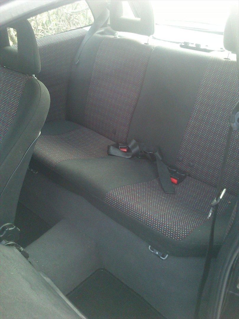 Opel corsa 1,4 i sport. billede 12