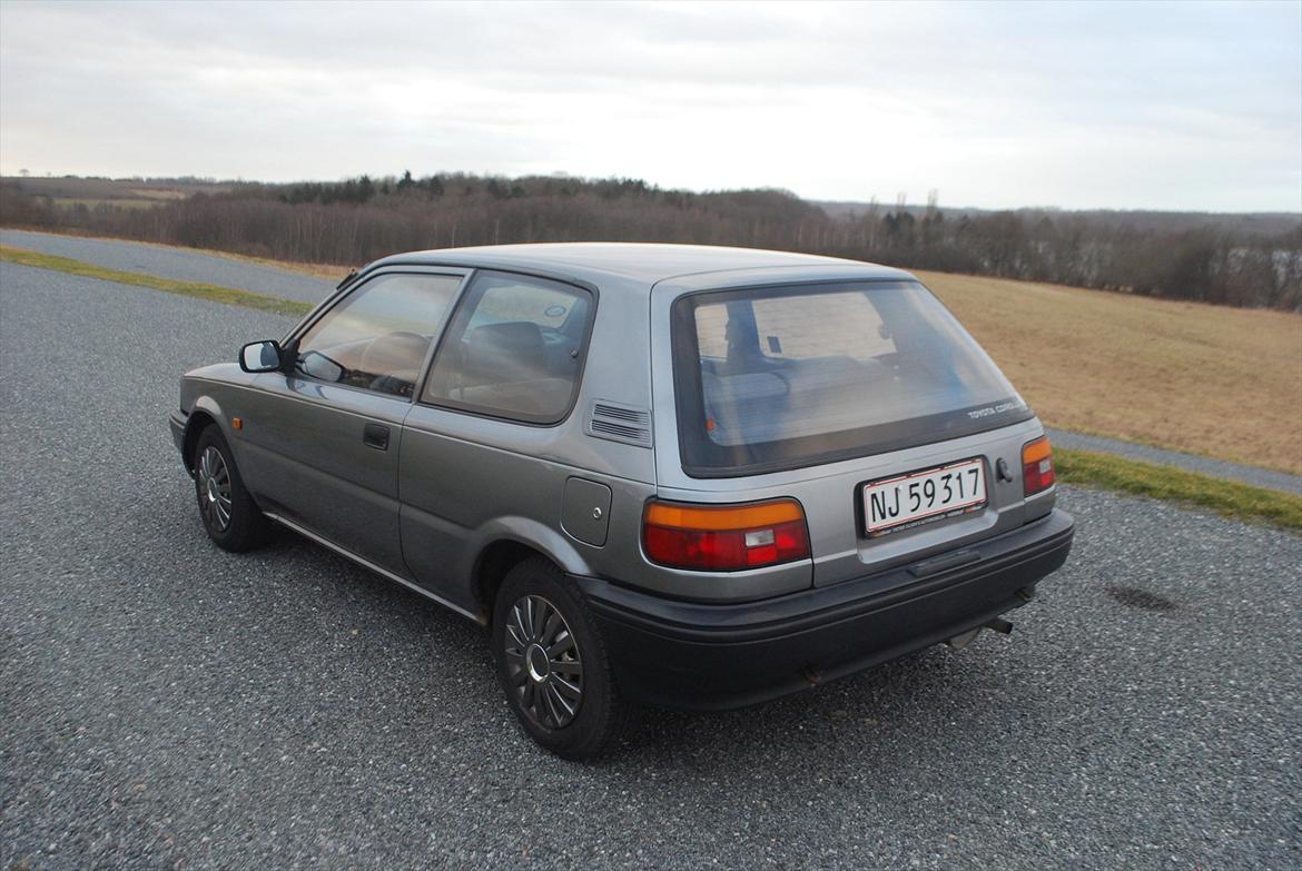 Toyota Corolla E90 [SOLGT] - Venstre, bag billede 3