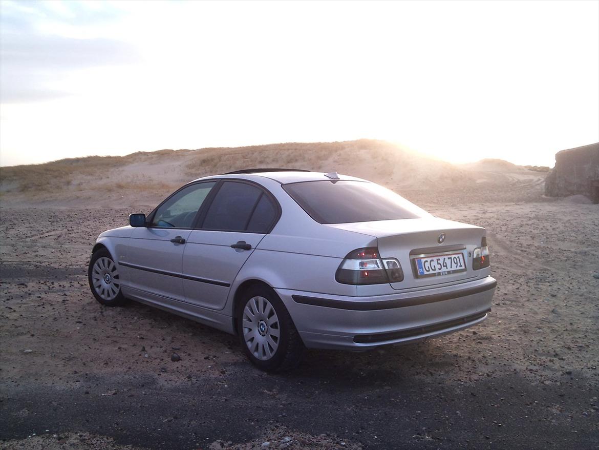 BMW e46 320d Totalskadet billede 10