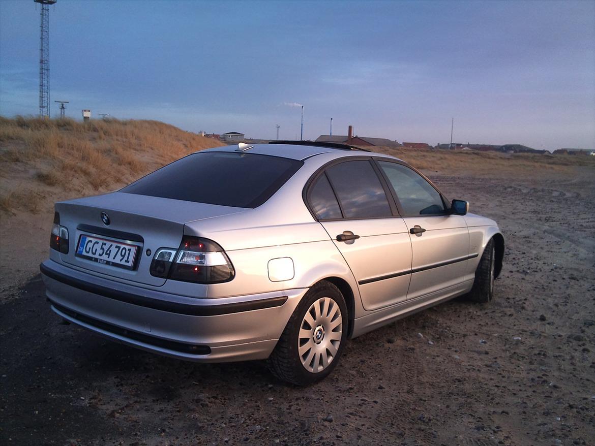 BMW e46 320d Totalskadet billede 13