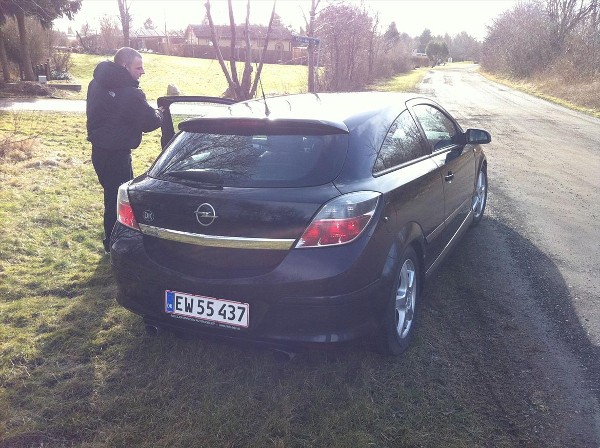 Opel Astra GTC TURBO billede 11