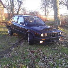 BMW E30 316i 