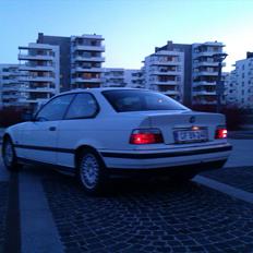 BMW E36 320I - SOLGT