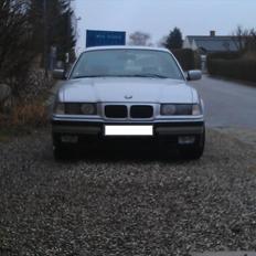 BMW 320i coupe  Solgt