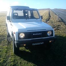 Suzuki SJ413W
