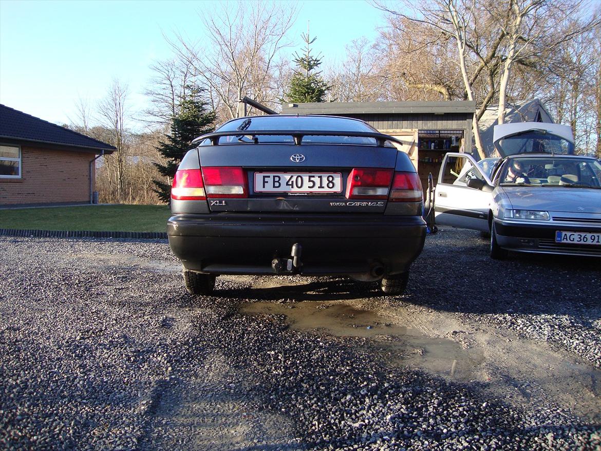 Toyota Carina E *SOLGT* billede 7