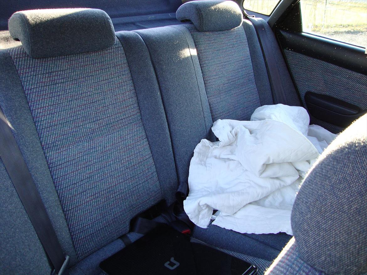 Toyota Carina E *SOLGT* billede 15