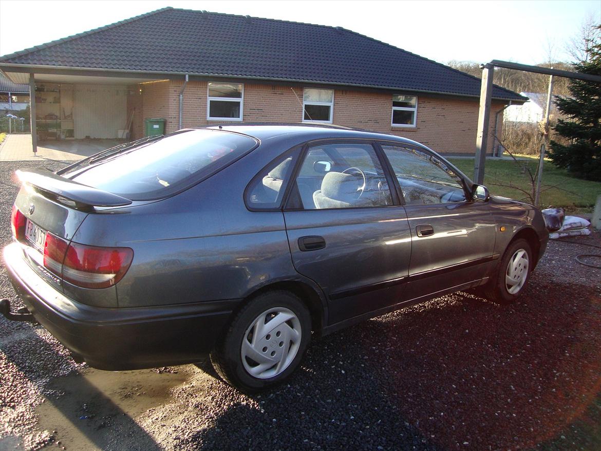 Toyota Carina E *SOLGT* billede 18