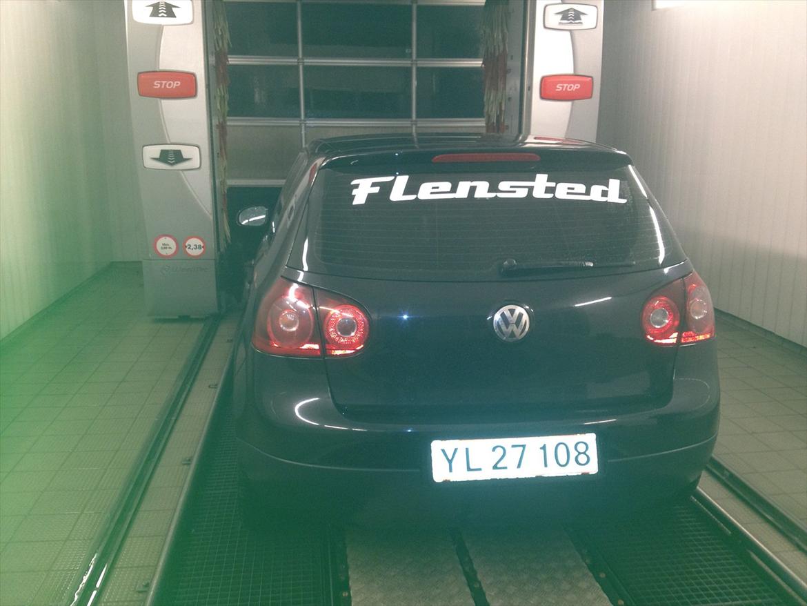 VW Golf 5 (totalskadet) billede 17