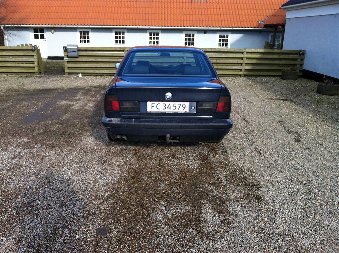 BMW 525i 24v (SOLGT) billede 3