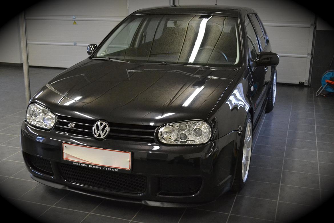 VW Golf IV .:R-line - Cupra R underlæbe
"Ny garage" Gulvvarme sat til 20° billede 10