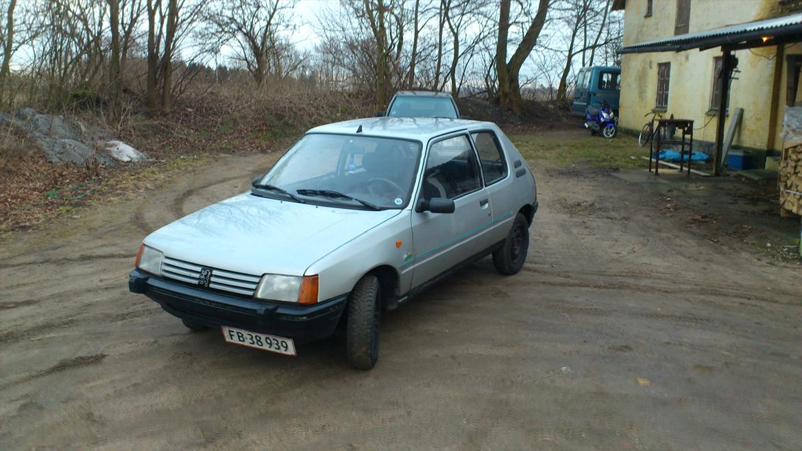 Peugeot 205 Sprite billede 1
