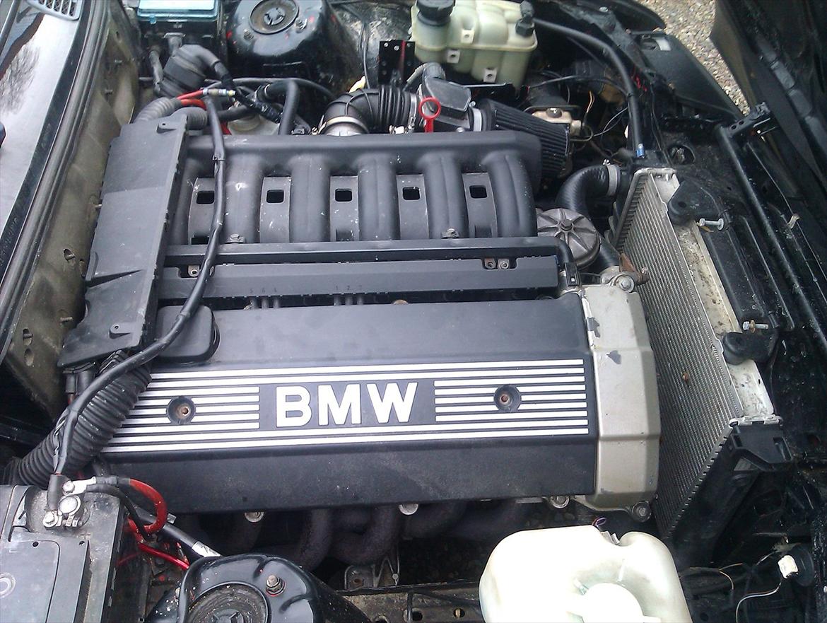 BMW E30 //M50B20// //SOLGT// billede 1