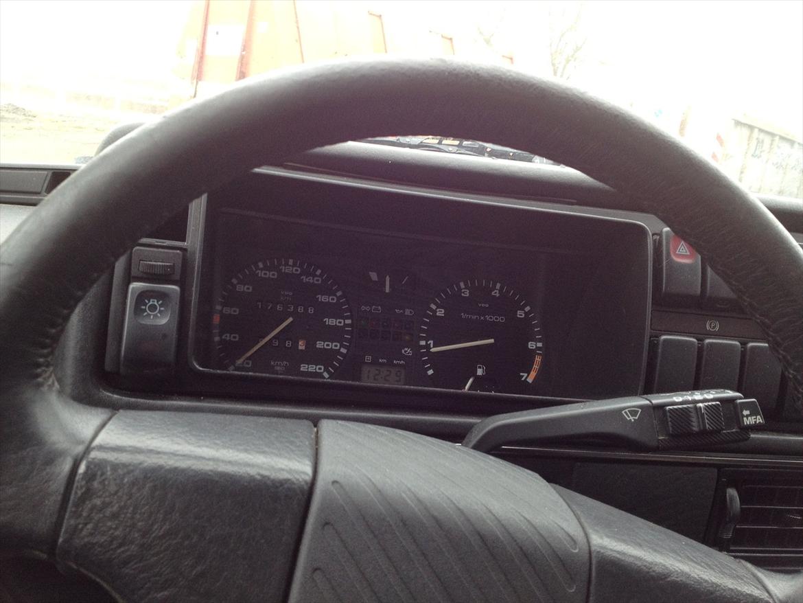 VW Golf 2 GT - MFA computer
174xxxkm billede 12