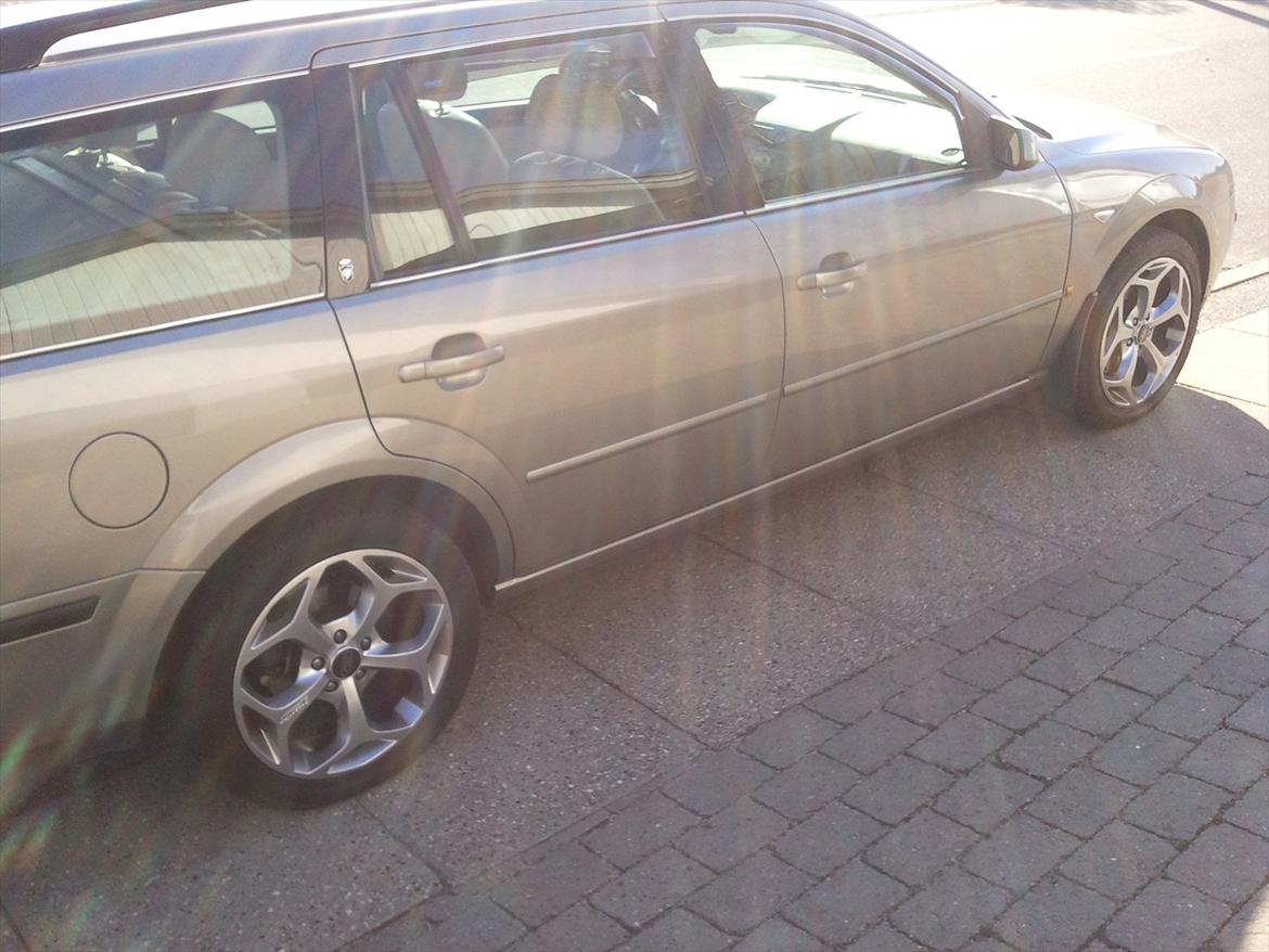 Ford Mondeo 2.0 tdci stc. ghia billede 15