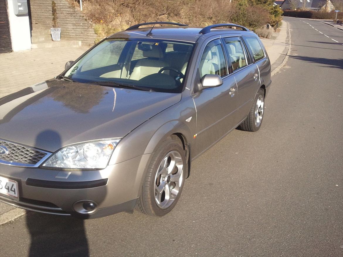 Ford Mondeo 2.0 tdci stc. ghia billede 17