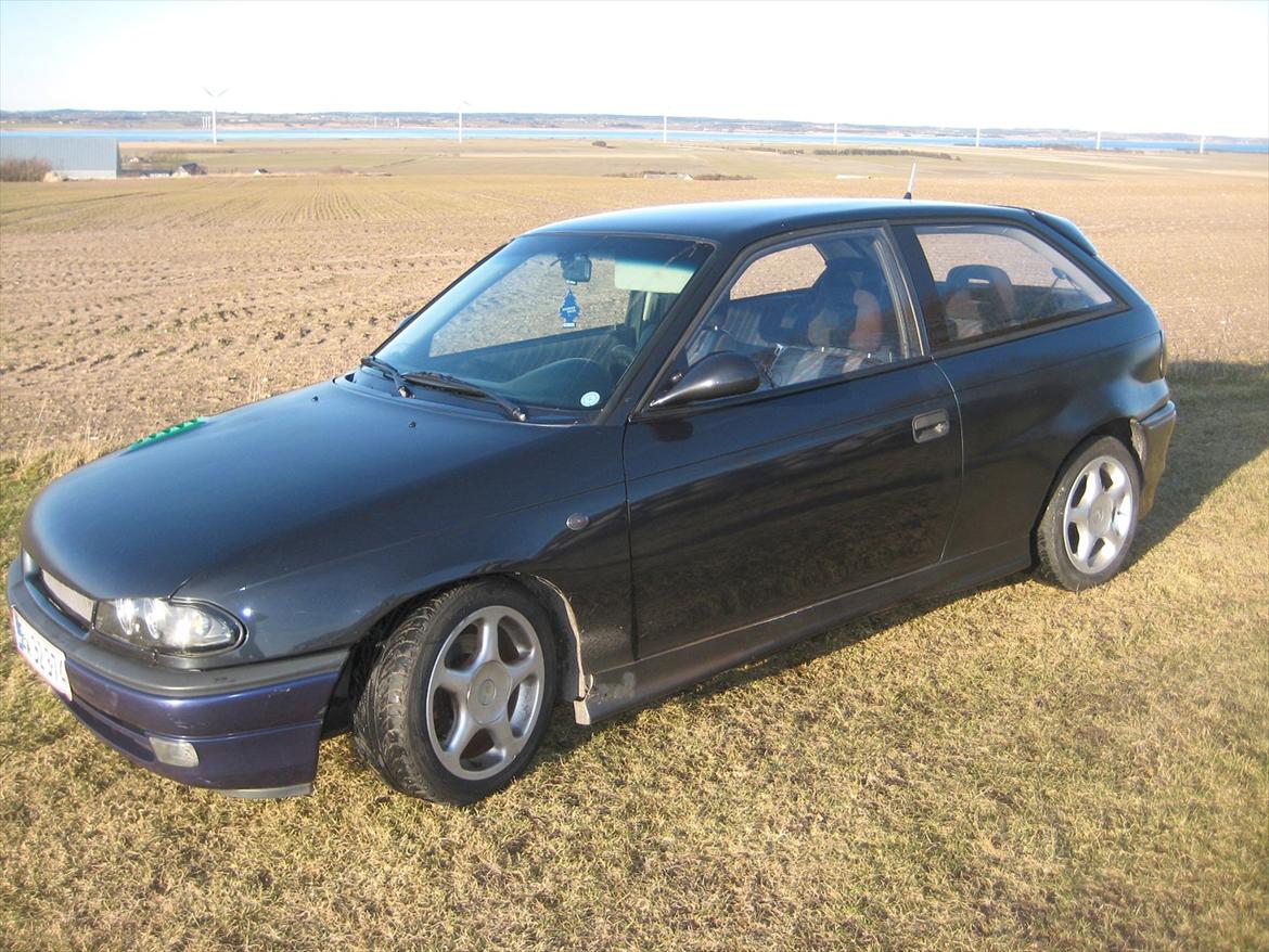 Opel Astra- import bil R.I.P udbrændt billede 4