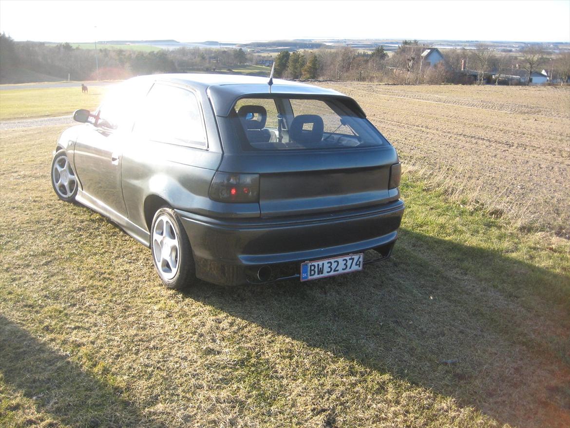 Opel Astra- import bil R.I.P udbrændt billede 10